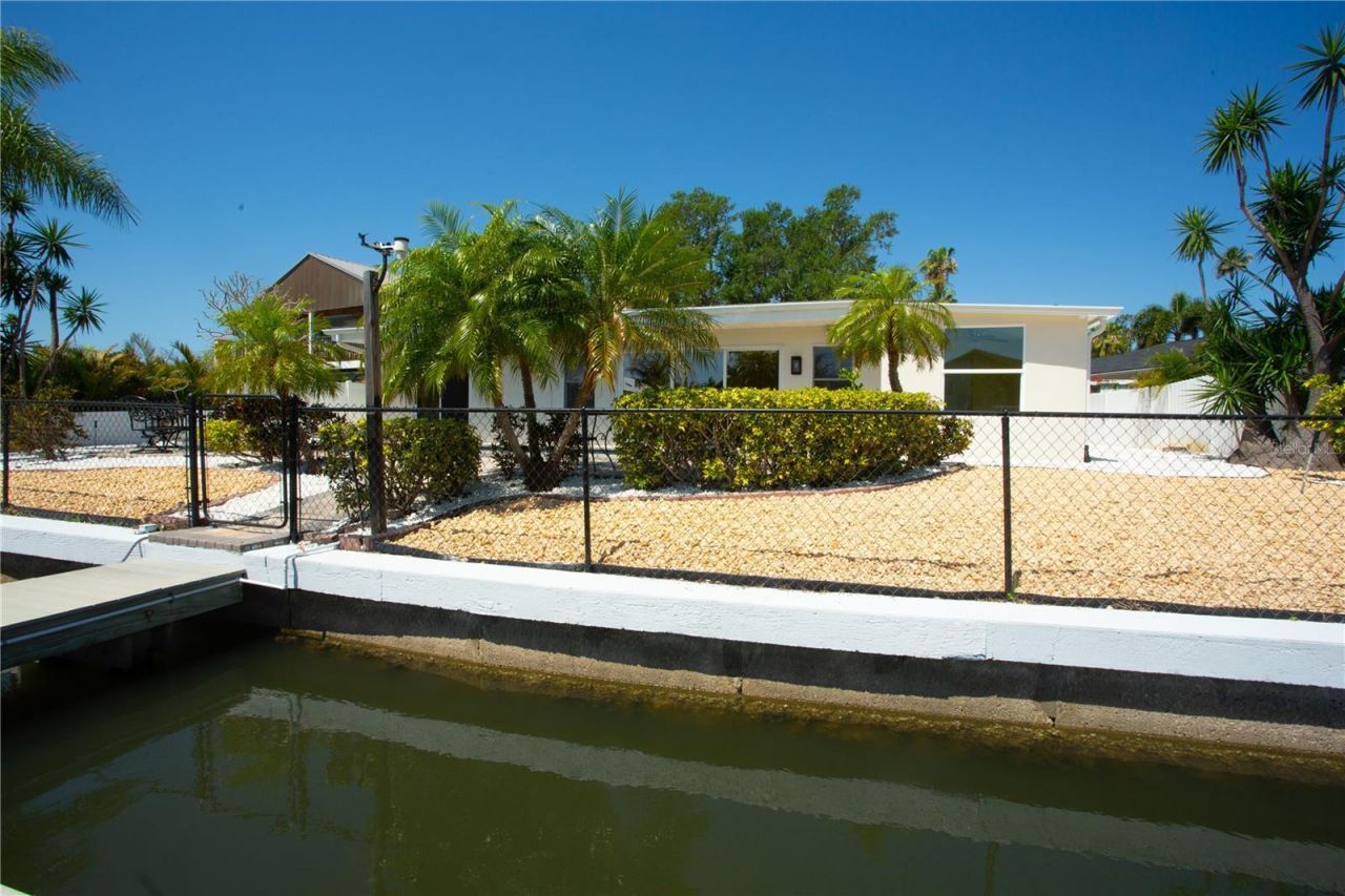 5541 Bayou Grande Boulevard Ne, Saint Petersburg, FL 33703 Photo
