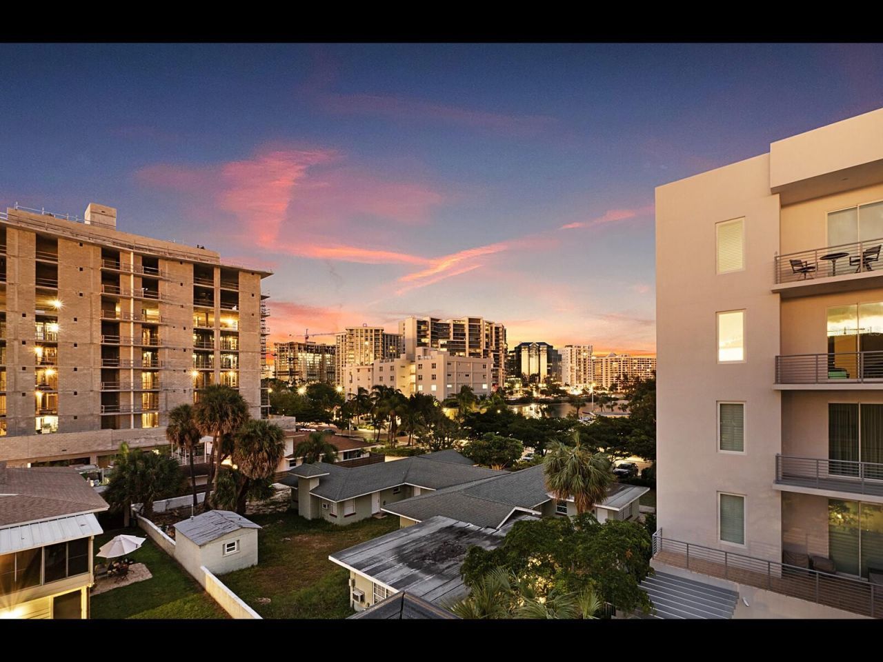 205 Golden Gate Point, Unit 401, Sarasota, FL 34236 Photo