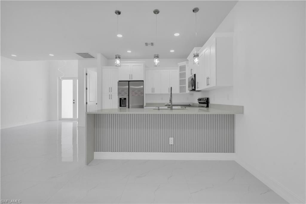 2104 Edward Ave, Alva, FL 33920 Photo