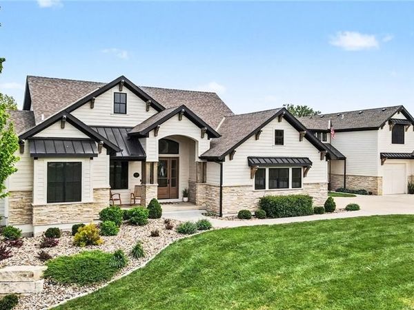 15703 DD Highway, Smithville, MO 64089