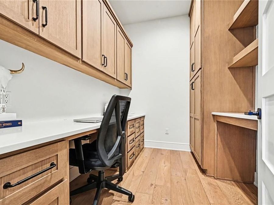Property Image 28