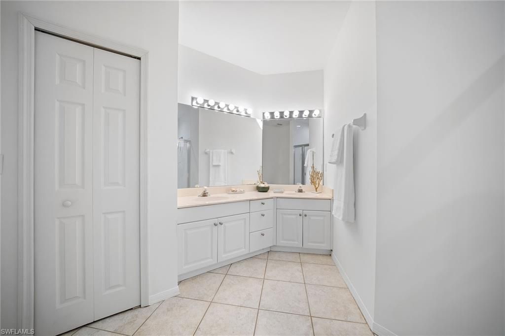 3471 Pointe Creek Ct, Unit 206, Bonita Springs, FL 34134 Photo