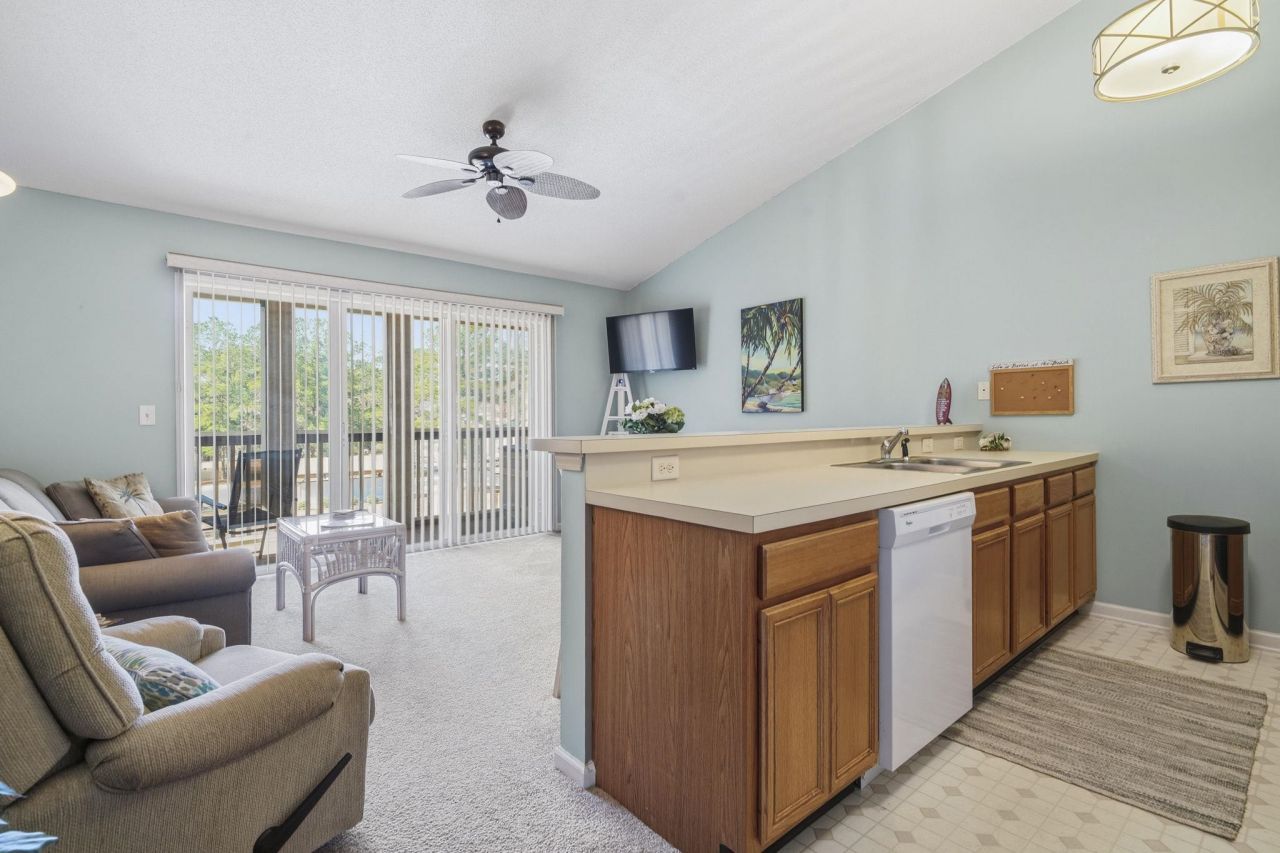 1230 White Tree Ln.  Photo 7