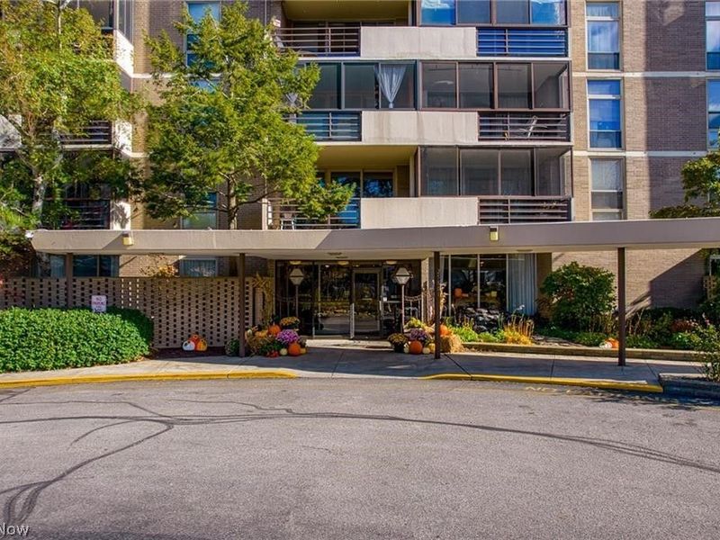 25801 Lakeshore Boulevard, Unit 42, Euclid, OH 44132 Photo 2