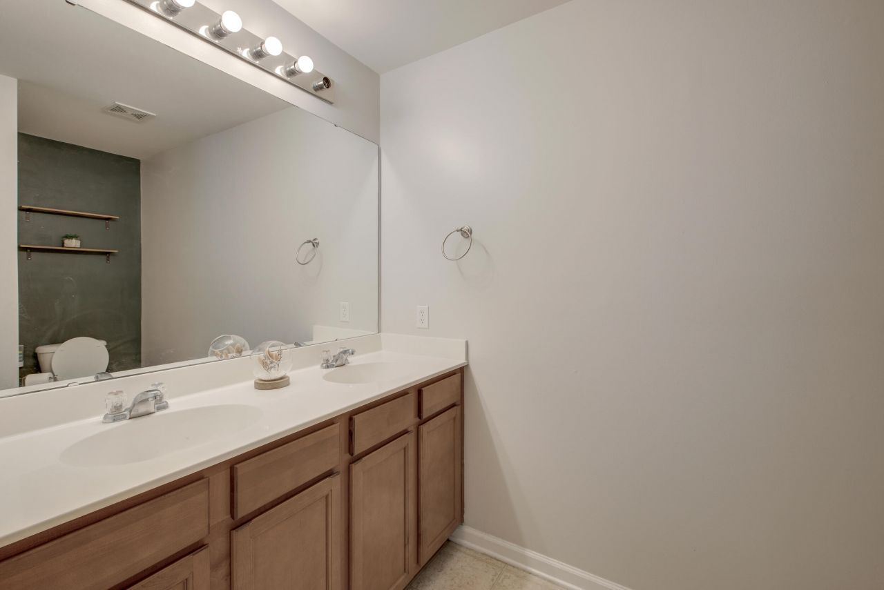 532 English Oak Circle Photo 14