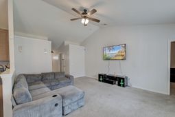 532 English Oak Circle photo 4
