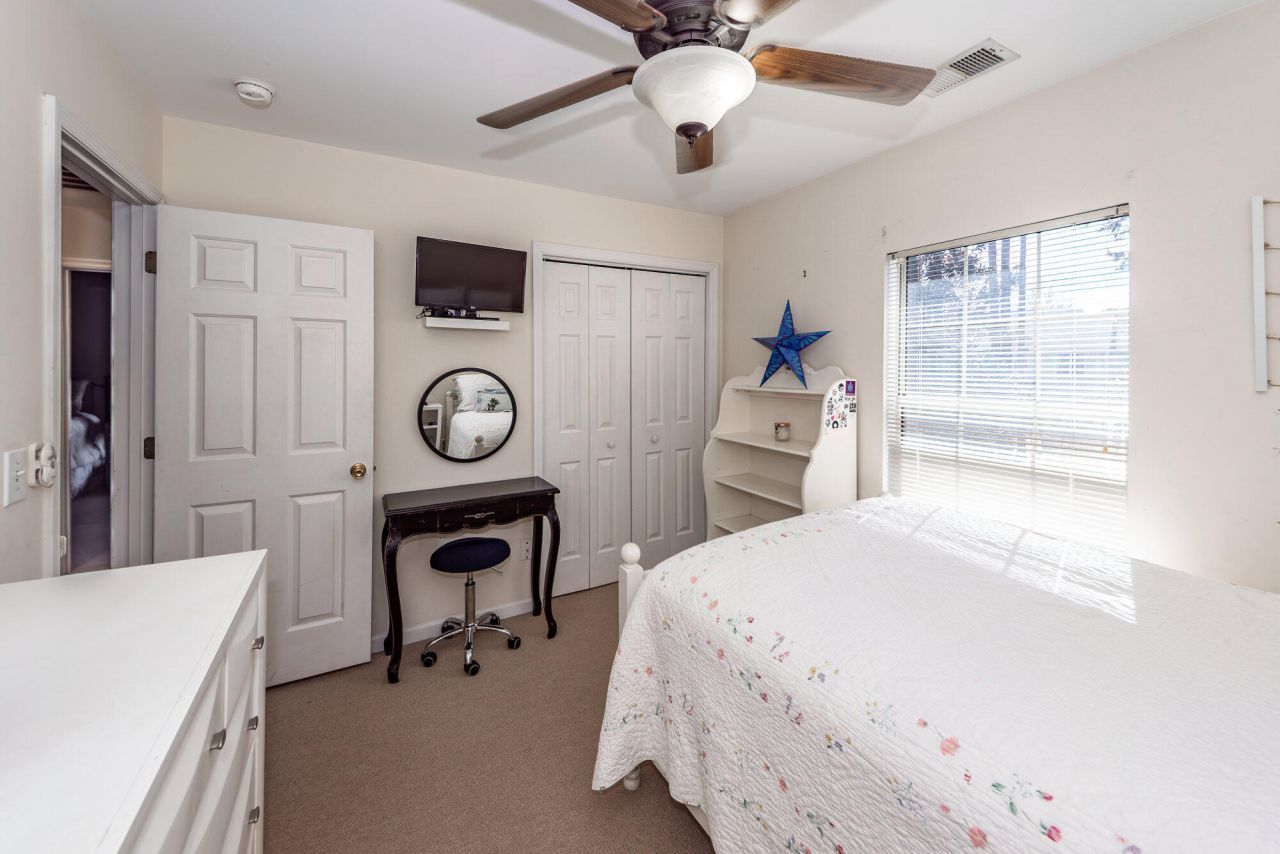 294 Jardinere Walk Photo 29