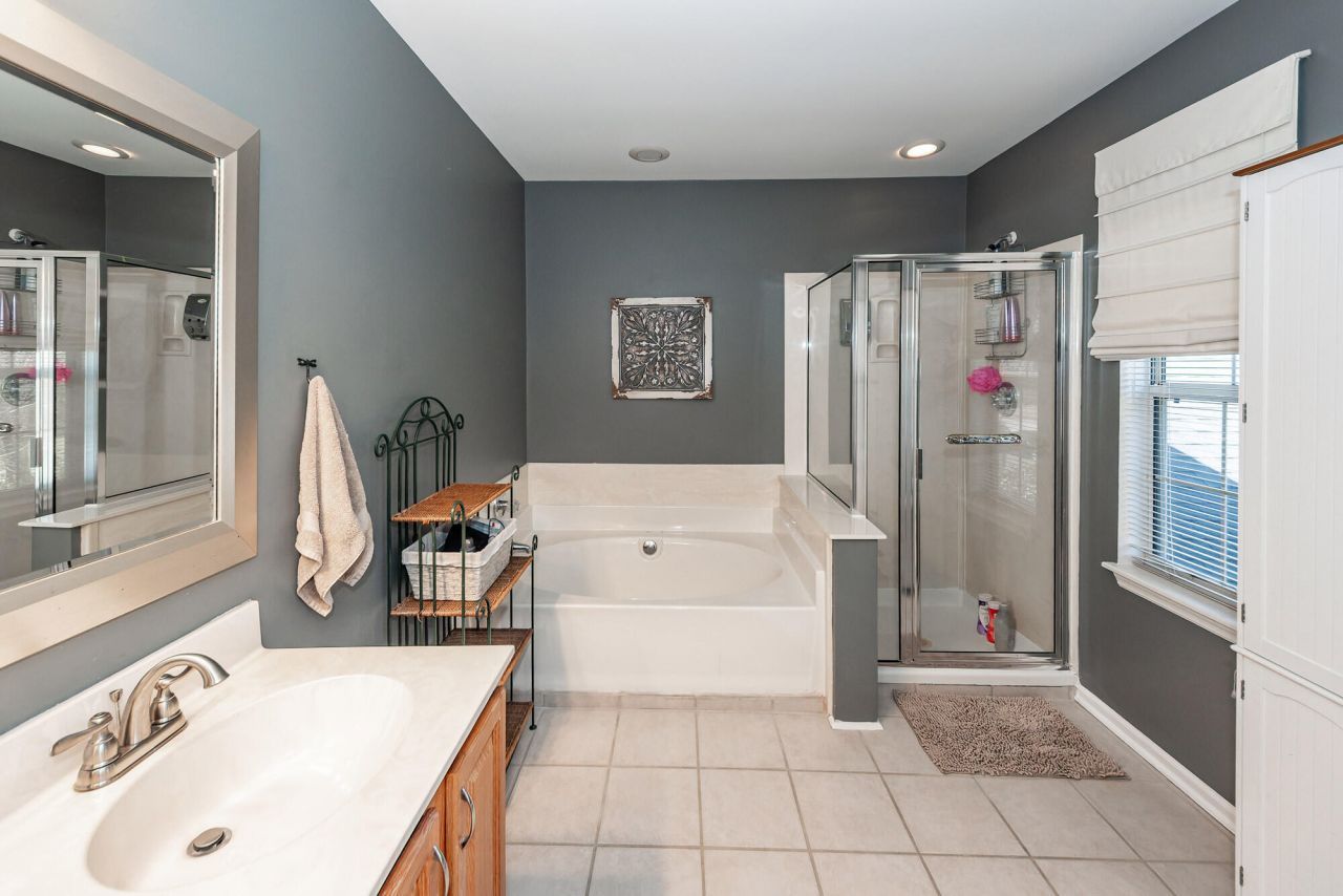 294 Jardinere Walk Photo 37