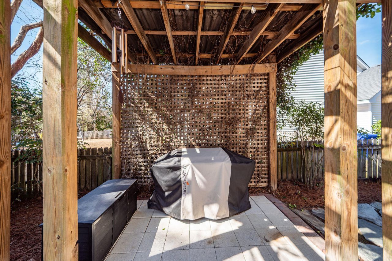 294 Jardinere Walk Photo 44