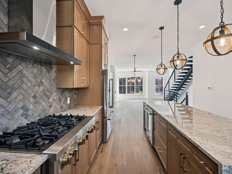 284 Dickenson Street, Columbus, OH 43215 Photo 13