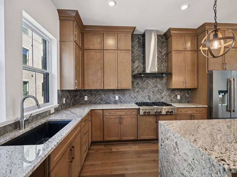 284 Dickenson Street, Columbus, OH 43215 Photo 14