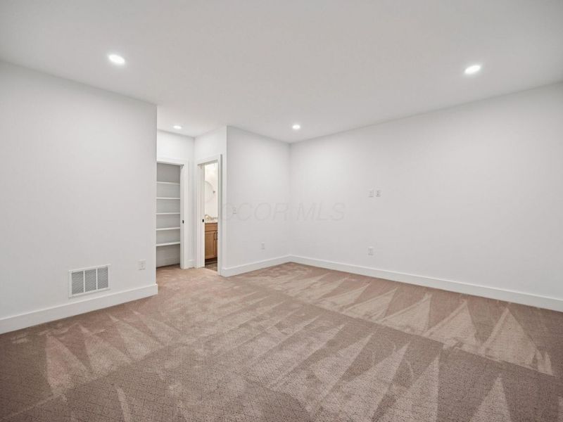 284 Dickenson Street, Columbus, OH 43215 Photo 35