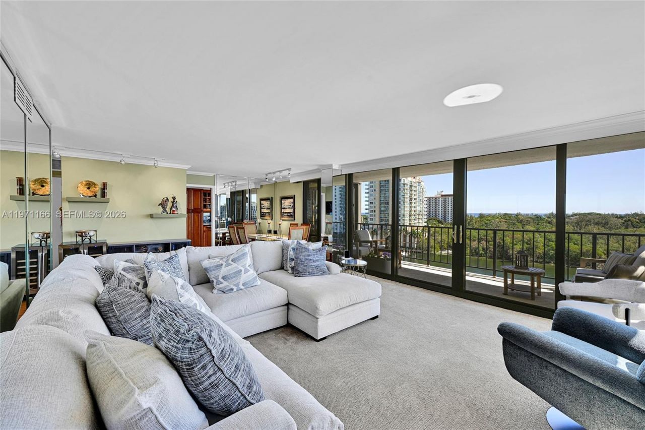 936 Intracoastal Dr, Unit 9H, Fort Lauderdale, FL 33304 Photo