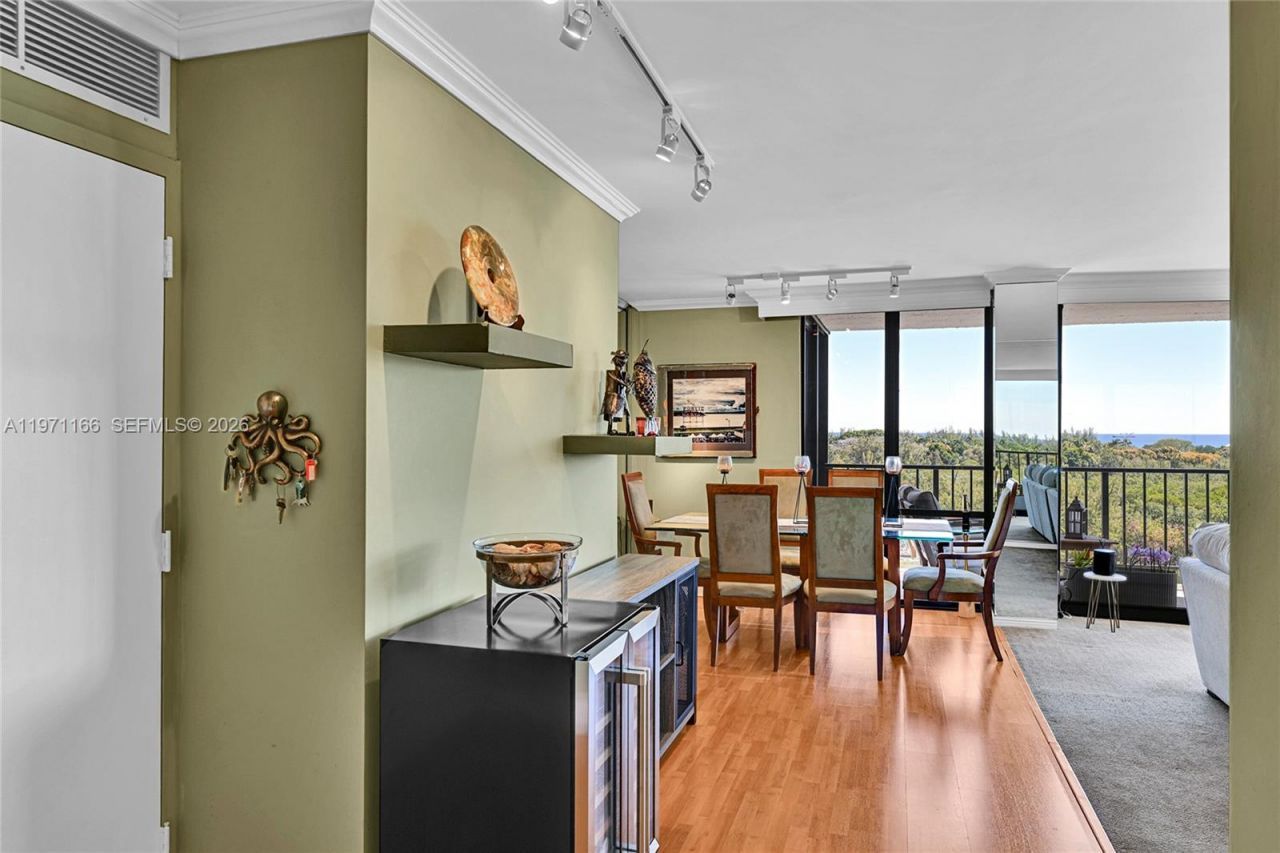 936 Intracoastal Dr, Unit 9H, Fort Lauderdale, FL 33304 Photo