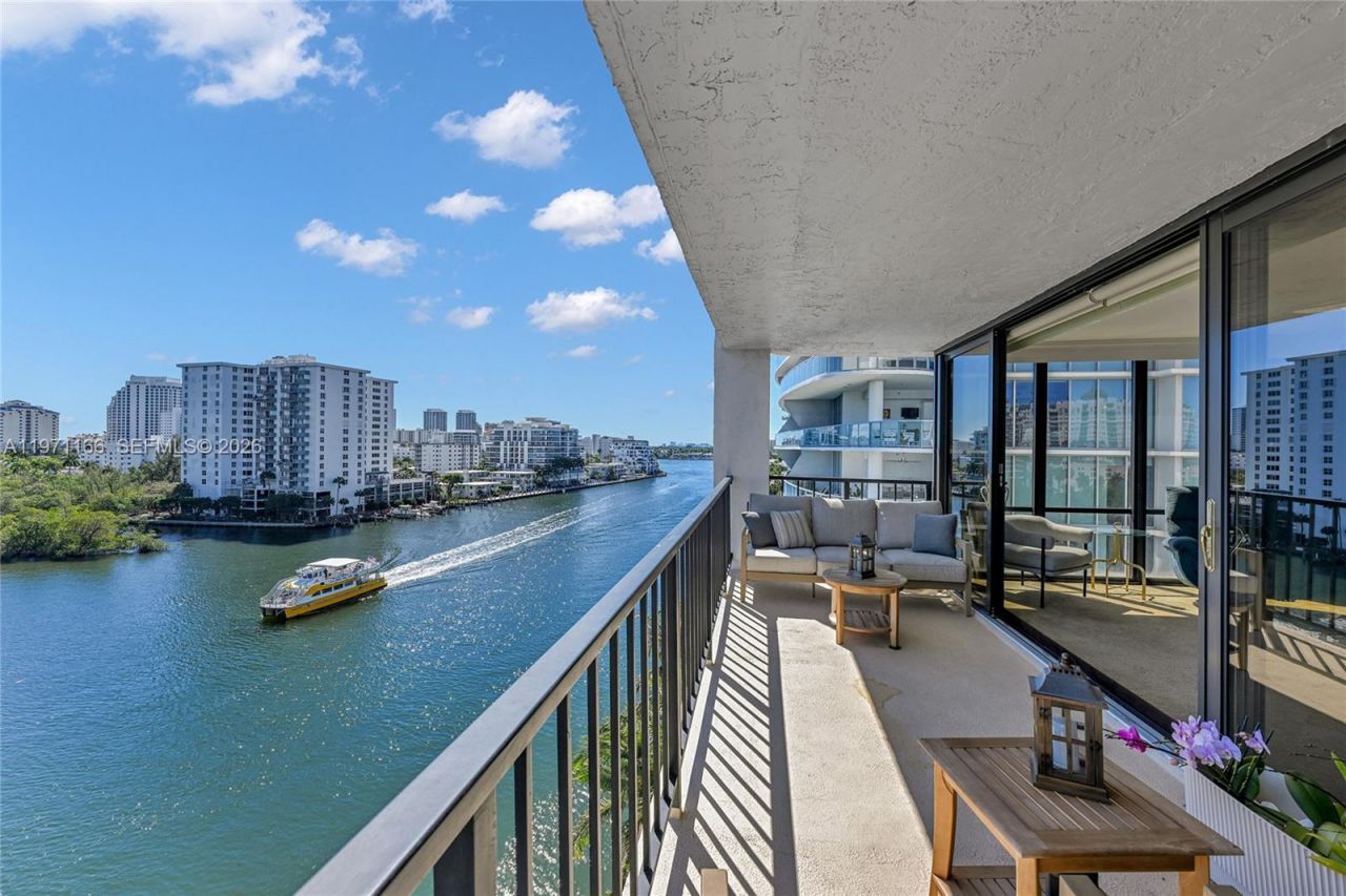 936 Intracoastal Dr, Unit 9H, Fort Lauderdale, FL 33304 Photo