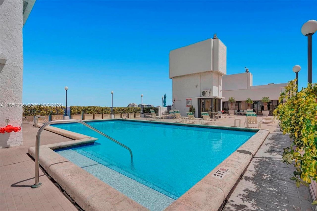 936 Intracoastal Dr, Unit 9H, Fort Lauderdale, FL 33304 Photo