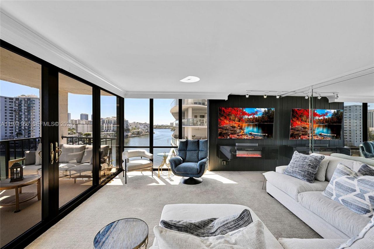 936 Intracoastal Dr, Unit 9H, Fort Lauderdale, FL 33304 Photo