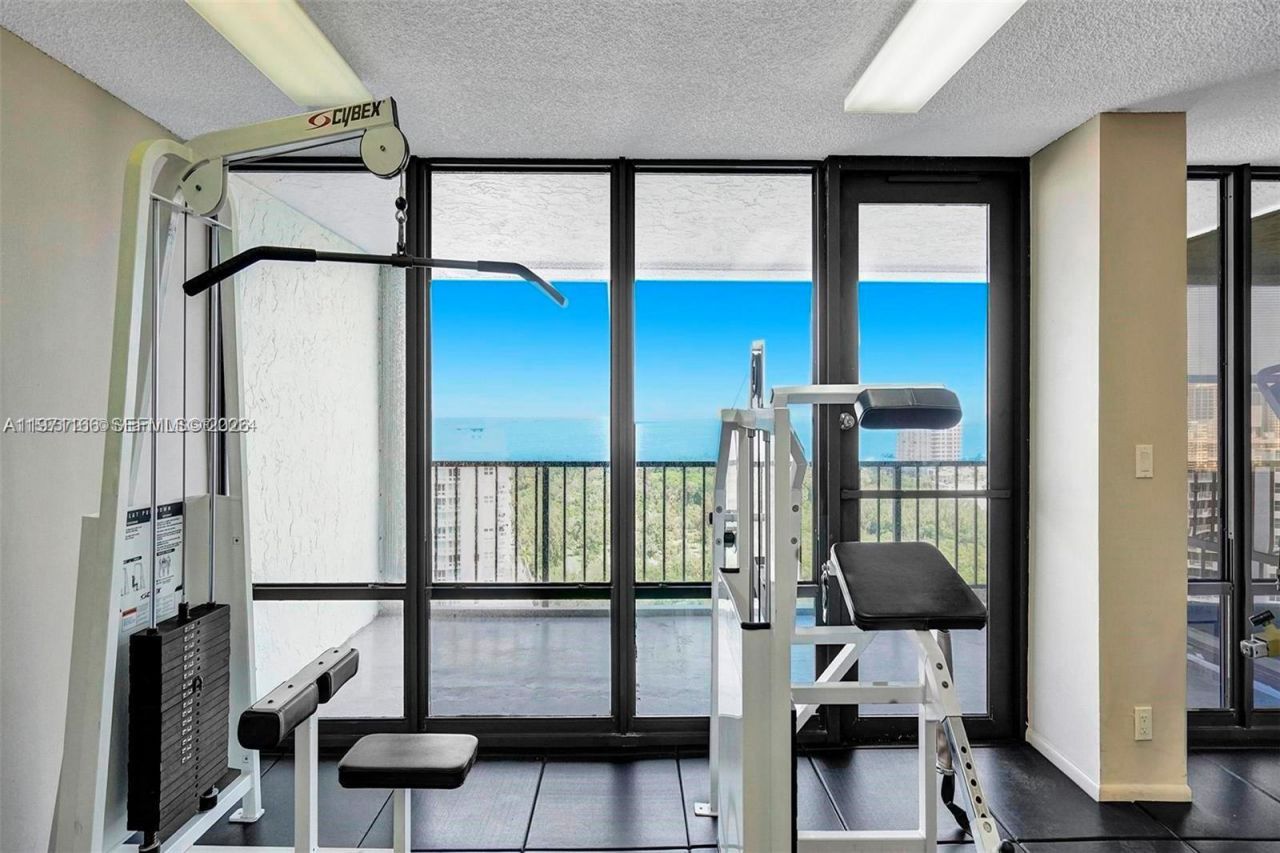 936 Intracoastal Dr, Unit 9H, Fort Lauderdale, FL 33304 Photo