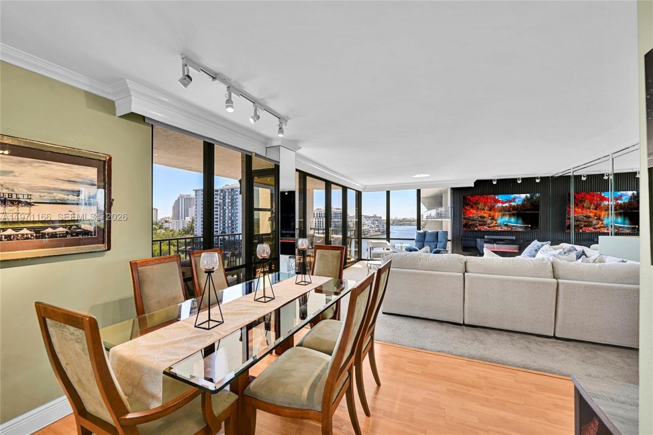 936 Intracoastal Dr, Unit 9H, Fort Lauderdale, FL 33304 Photo