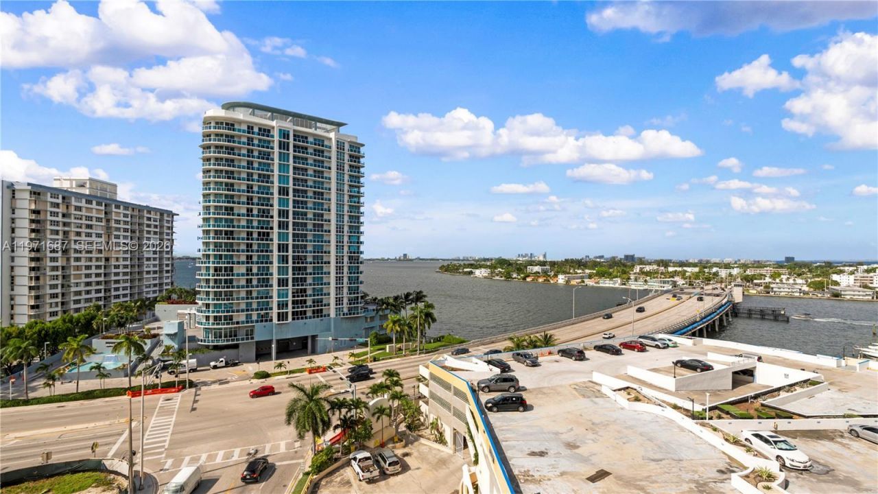 7601 E Treasure Dr , Unit 1011, North Bay Village, FL 33141 Photo