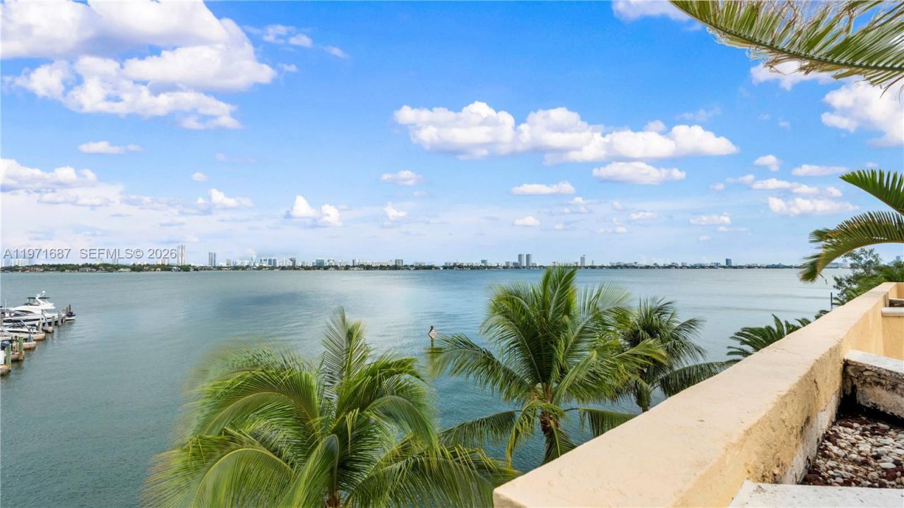 7601 E Treasure Dr , Unit 1011, North Bay Village, FL 33141 Photo