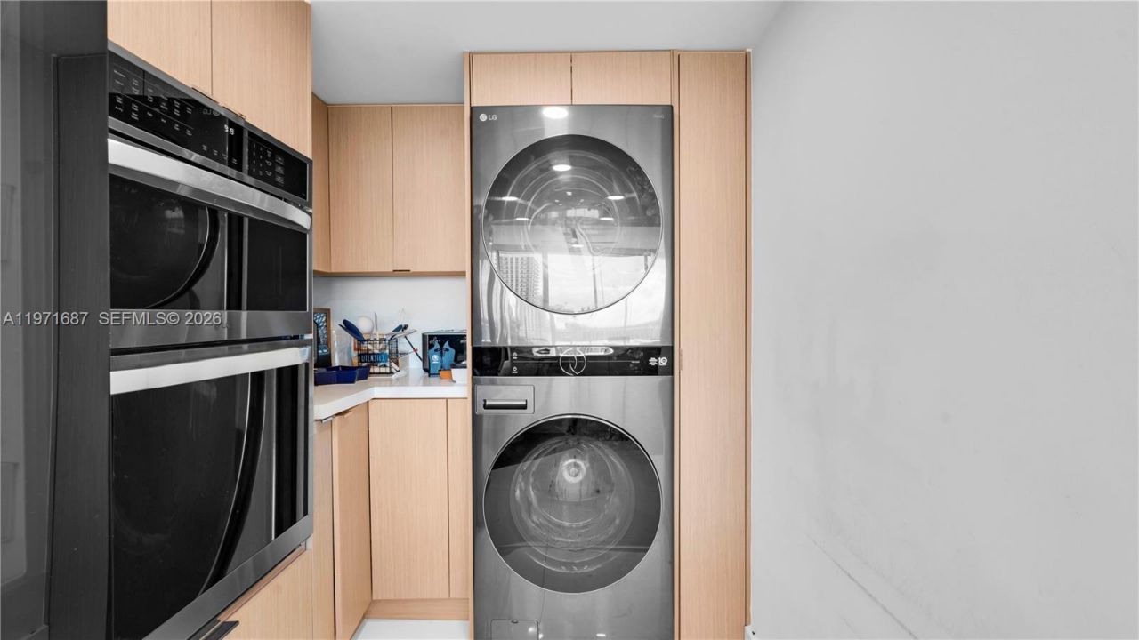 7601 E Treasure Dr , Unit 1011, North Bay Village, FL 33141 Photo