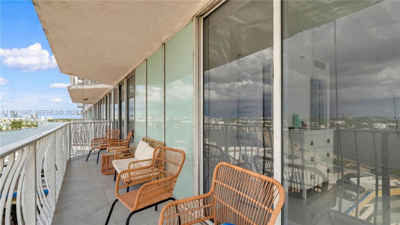 7601 E Treasure Dr , Unit 1011, North Bay Village, FL 33141 Photo