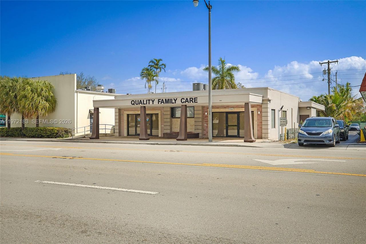 7500 S Dixie Hwy, West Palm Beach, FL 33405 Photo