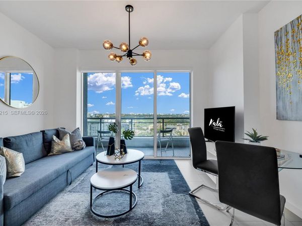 60 SW 13TH , Unit 1609, Miami, FL 33130
