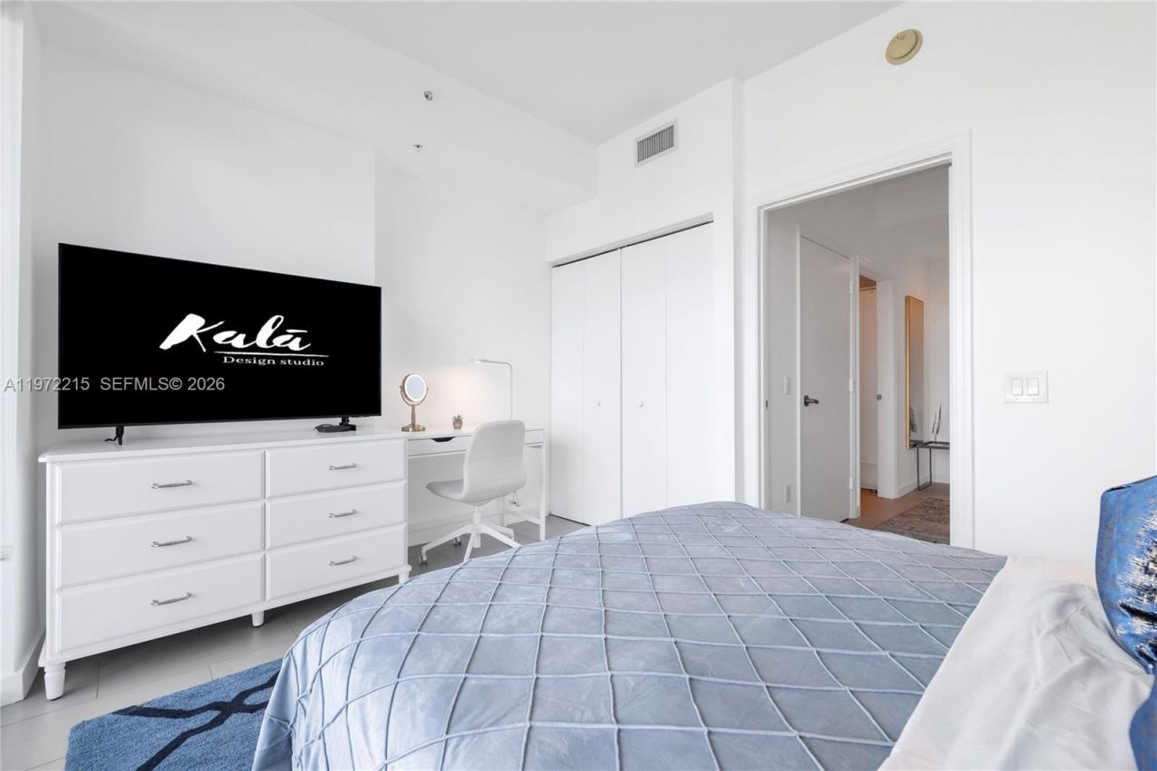 60 SW 13th , Unit 1609, Miami, FL 33130 Photo