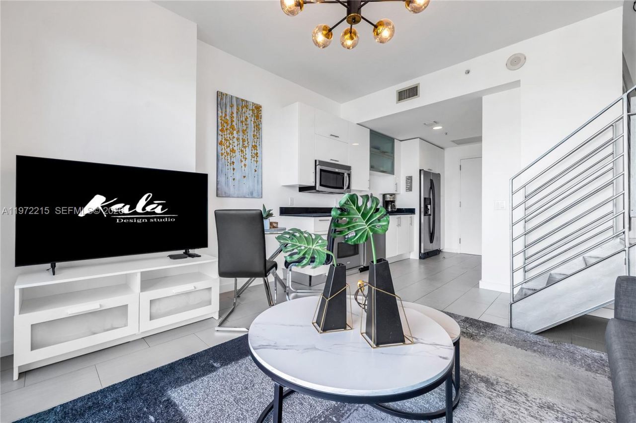 60 SW 13th , Unit 1609, Miami, FL 33130 Photo