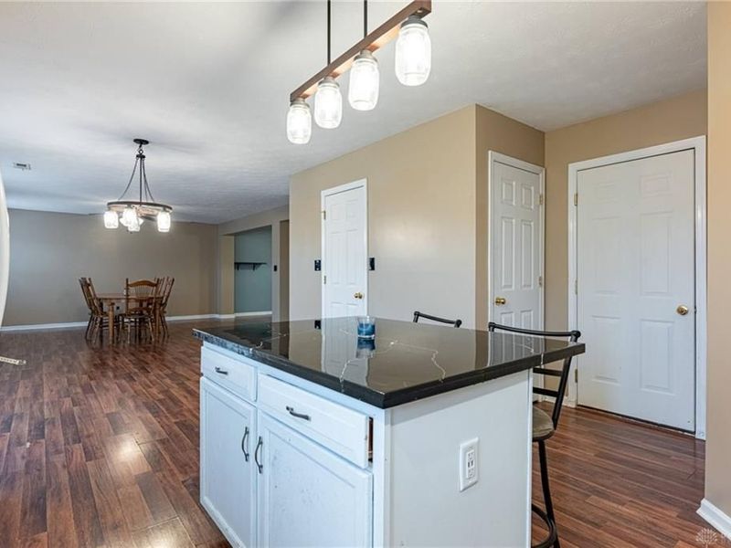 8680 Plum Creek Court, Franklin, OH 45005 Photo 13