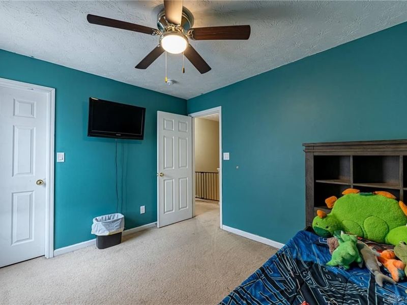 8680 Plum Creek Court, Franklin, OH 45005 Photo 17