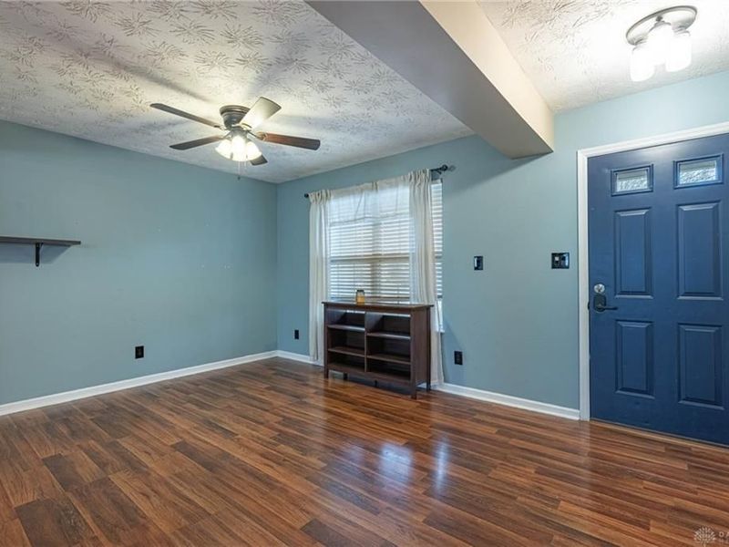 8680 Plum Creek Court, Franklin, OH 45005 Photo 5