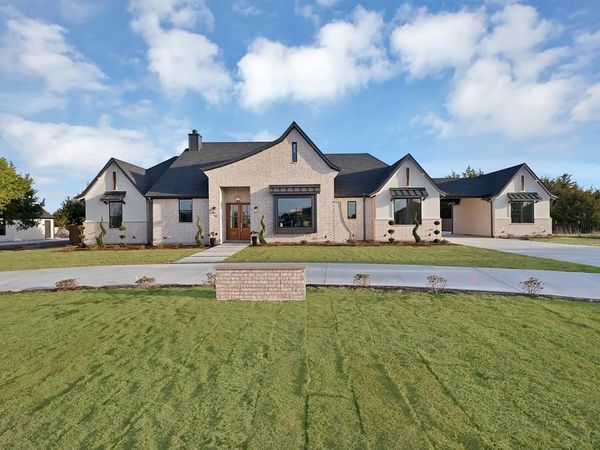650 Gibson Road, Waxahachie, TX 75165