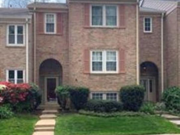 2095 HOPEWOOD DRIVE, FALLS CHURCH, VA 22043