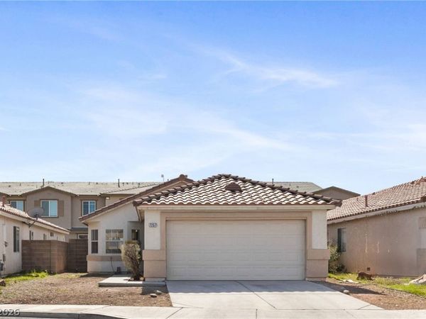 7257 Golden Star Avenue, Las Vegas, NV 89130