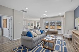 1205 Seachase Way  photo 4