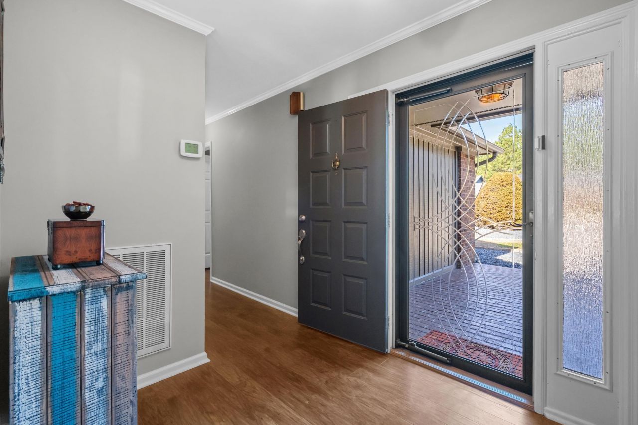 104 Birchwood Ln. Photo 4