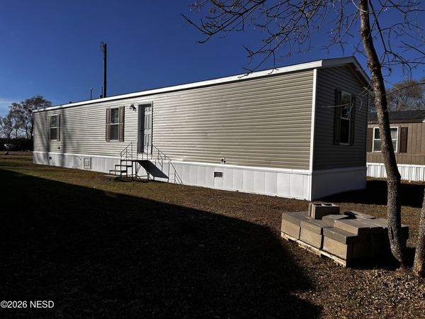 127 HANSEN COURT, Milbank, SD 57252