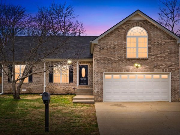 672 Superior Ln, Clarksville, TN 37043