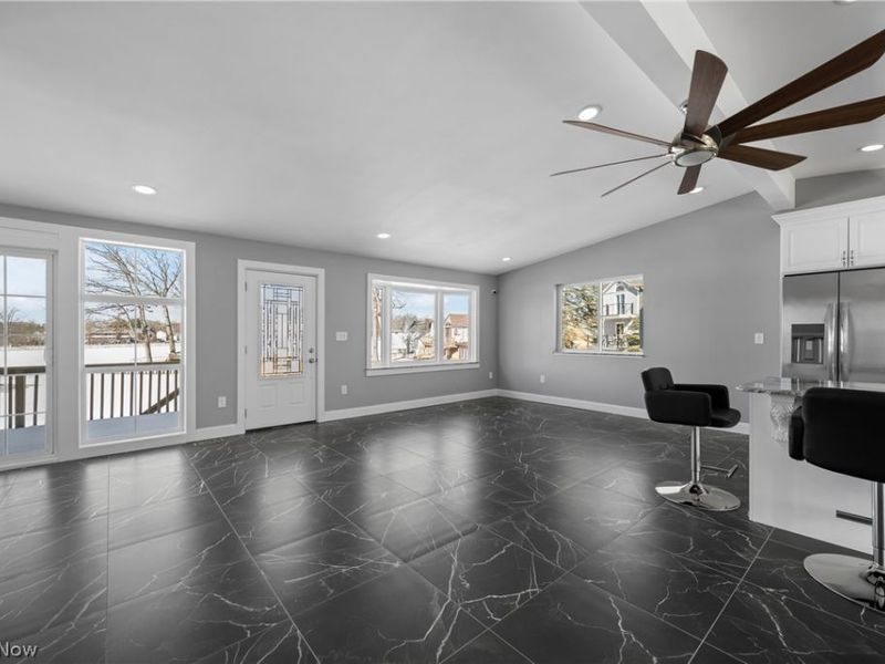 253 Aqua Boulevard, Coventry, OH 44319 Photo 14