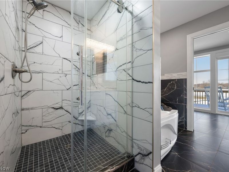 253 Aqua Boulevard, Coventry, OH 44319 Photo 17