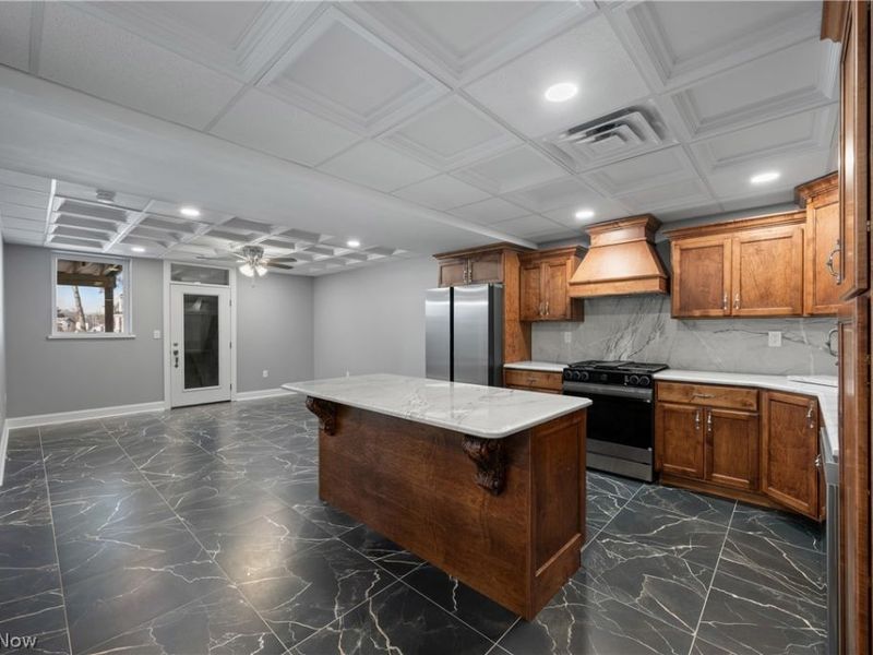 253 Aqua Boulevard, Coventry, OH 44319 Photo 33