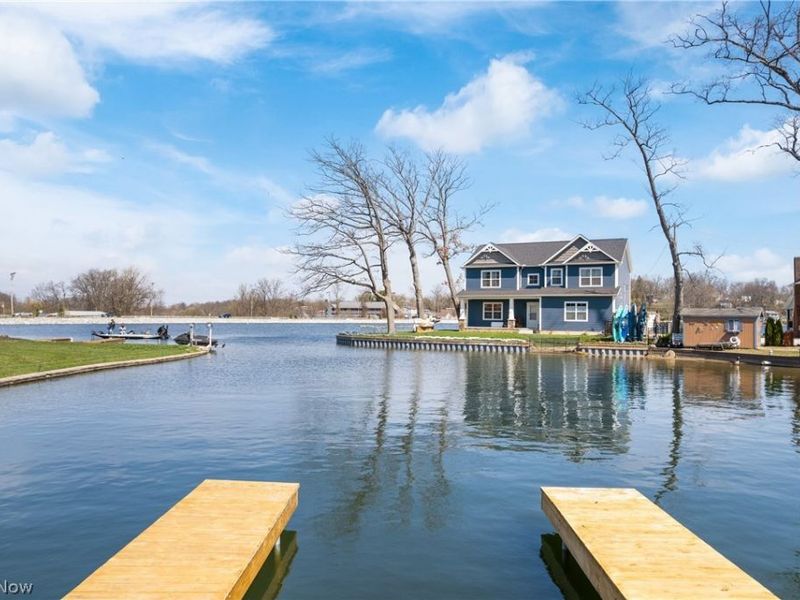 253 Aqua Boulevard, Coventry, OH 44319 Photo 4