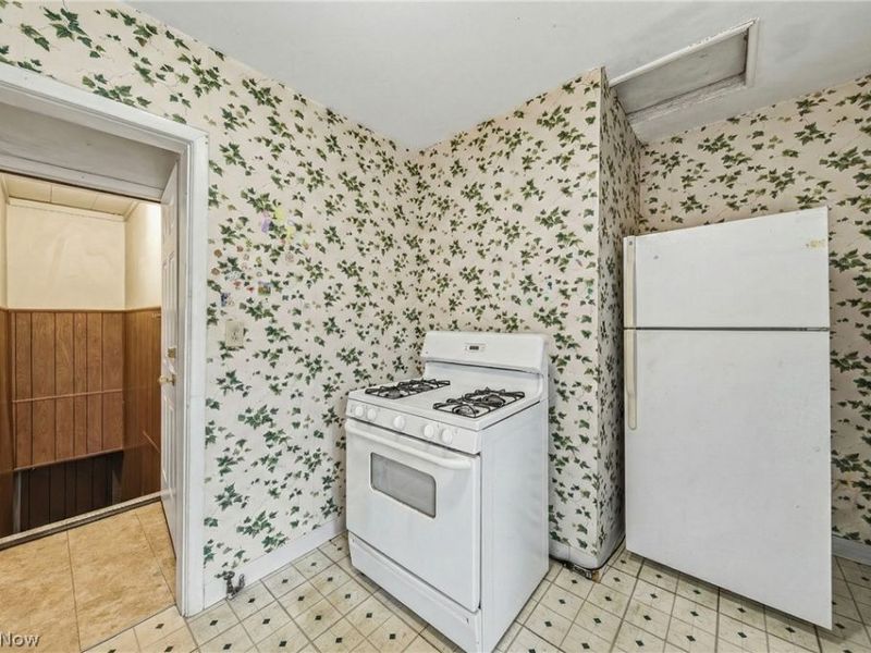 3202 Whitman Avenue, Cleveland, OH 44113 Photo 18