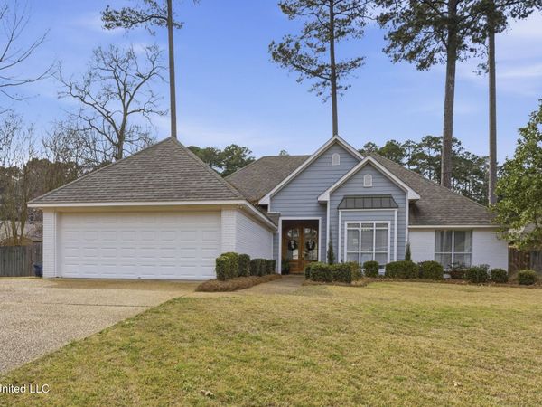 625 Cliffview Drive, Brandon, MS 39047