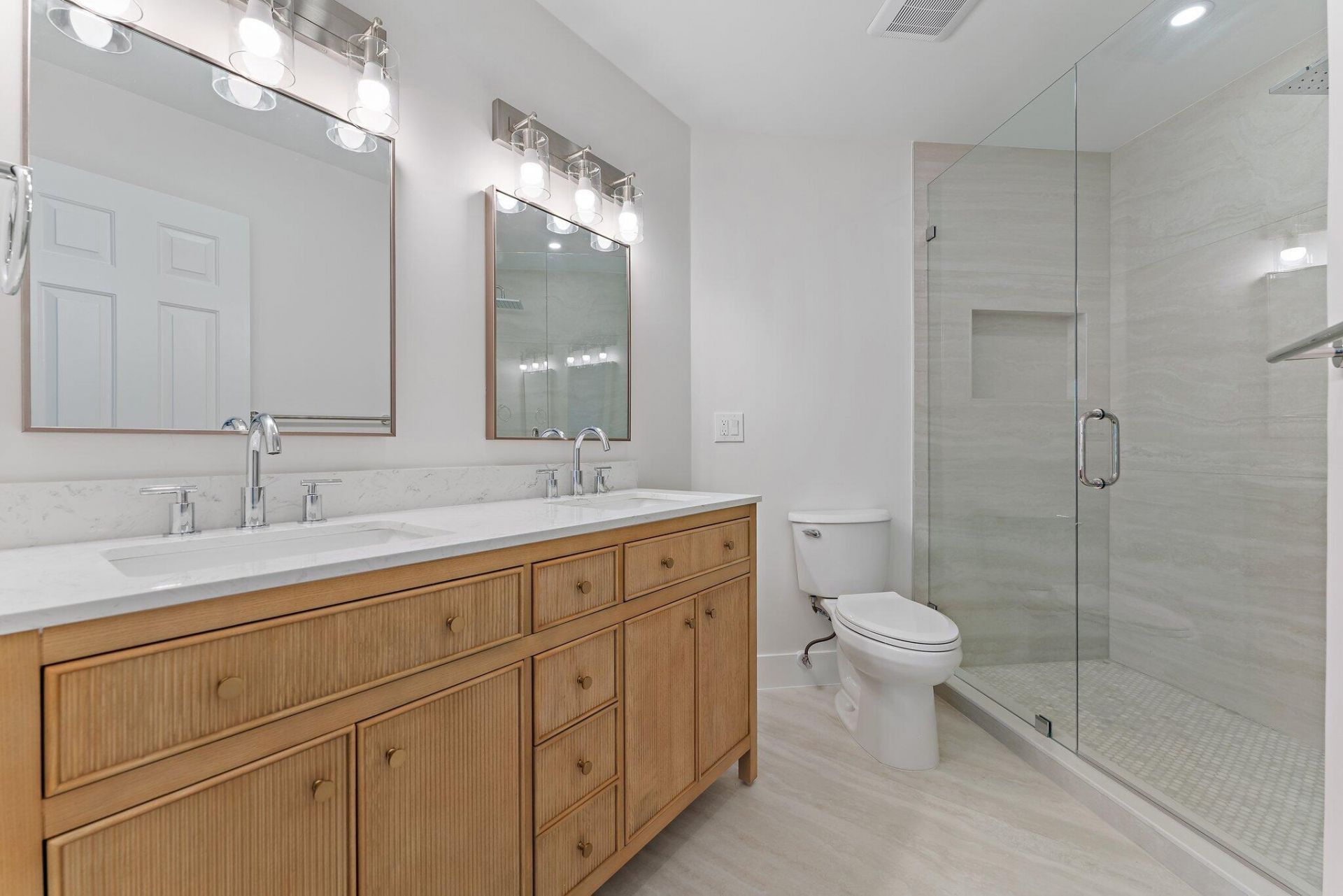 4270 Hazel Avenue, Unit B, Palm Beach Gardens, FL 33410 Photo