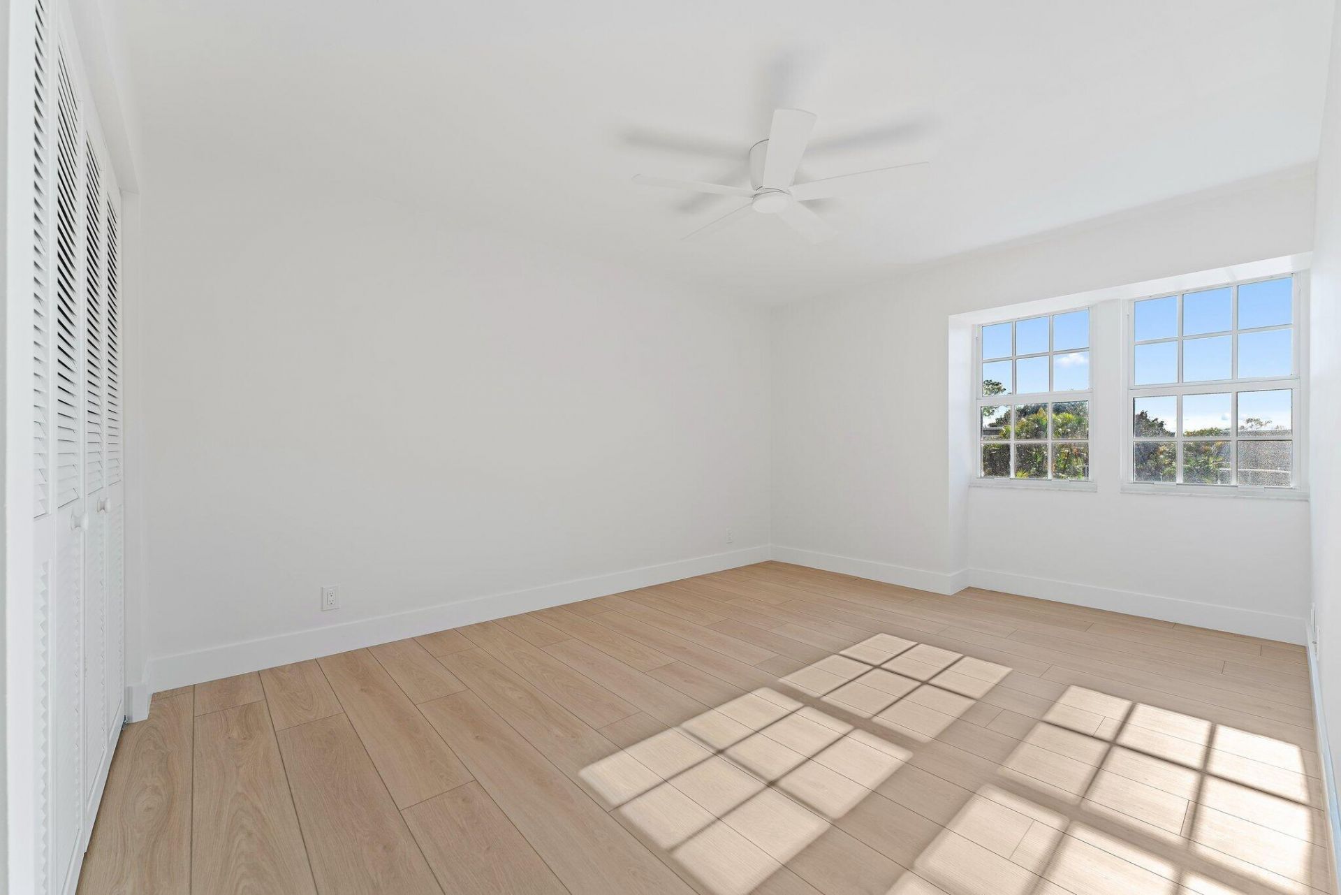 4270 Hazel Avenue, Unit B, Palm Beach Gardens, FL 33410 Photo