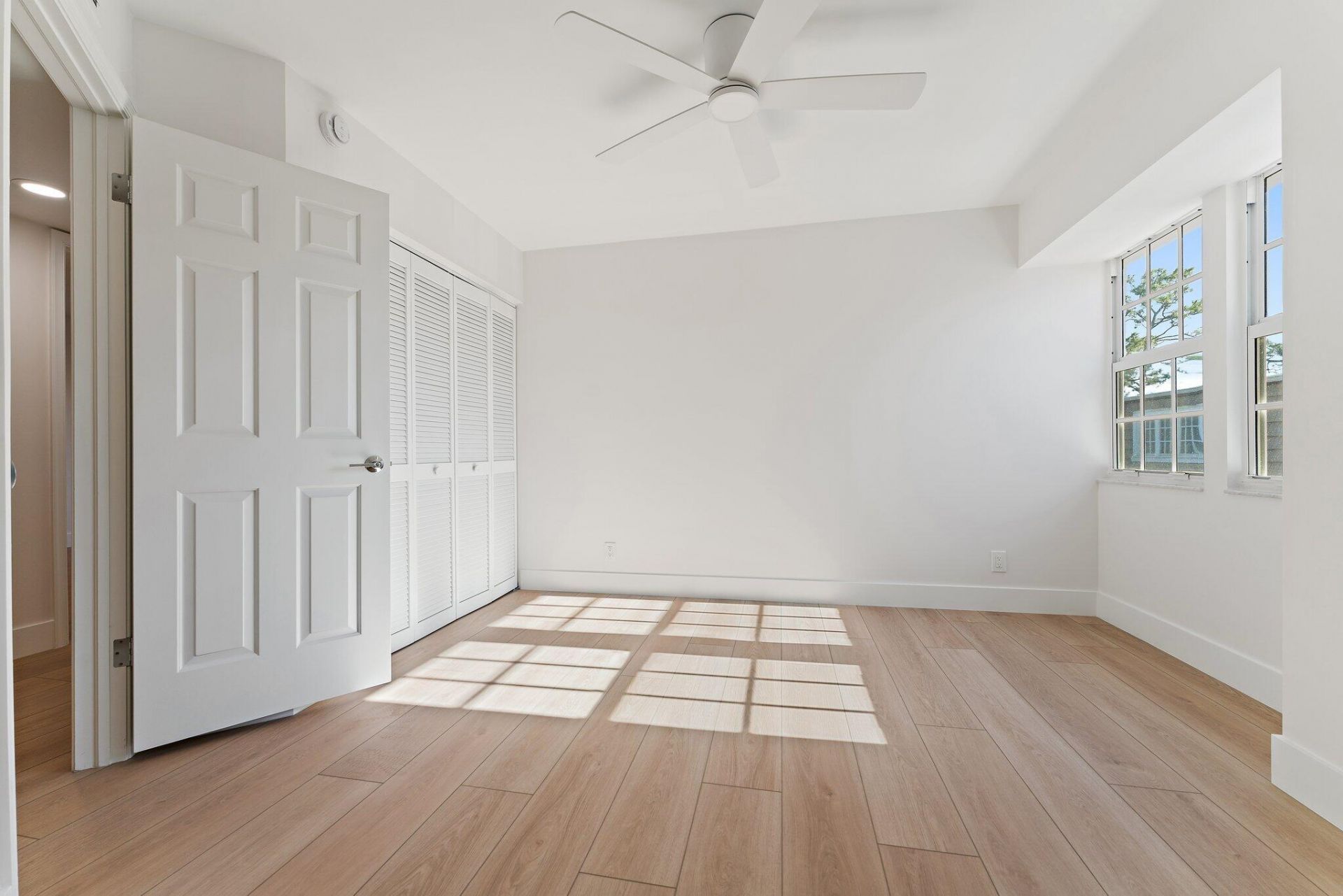 4270 Hazel Avenue, Unit B, Palm Beach Gardens, FL 33410 Photo